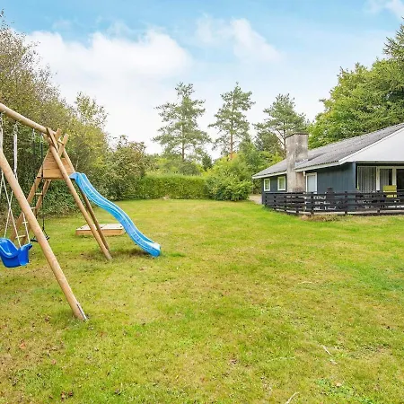 Сasa de vacaciones 6 Person Holiday In *